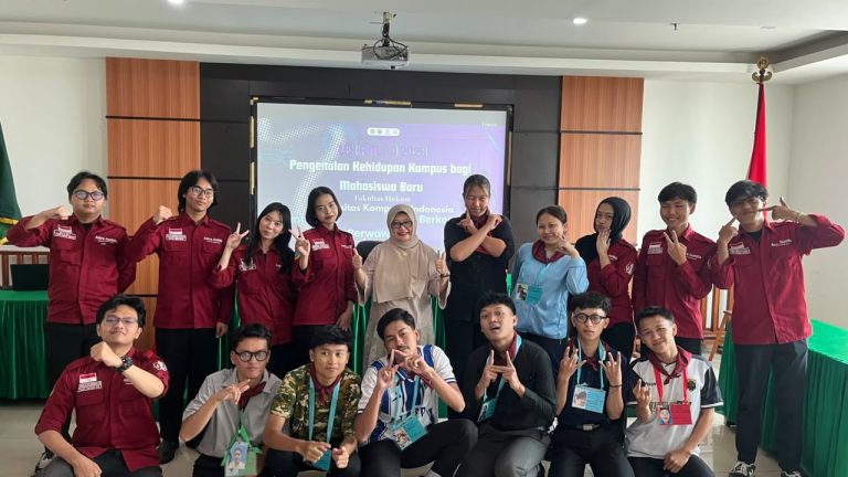 Pengenalan Kehidupan Kampus Bagi Mahasiswa Baru